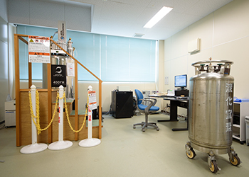 NMR 400MHz JEOL